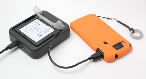 裏技 USBクレードル for AQUOS PHONE CL IS17SH/IS13SH with 2ndバッテリー充電器